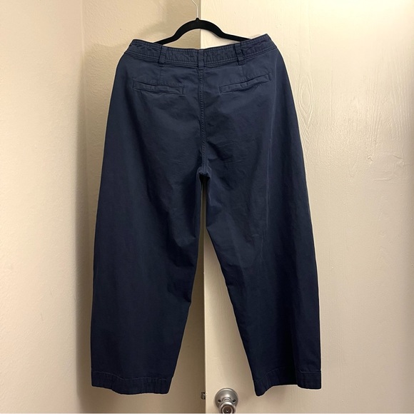 Everlane The Everywhere Pant in Navy - Picture 6 of 11